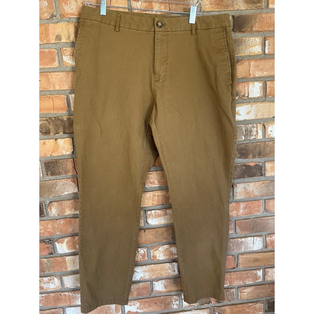 Old Navy Men’s Khakis Built In Flex Athletic Pants 36 X 30